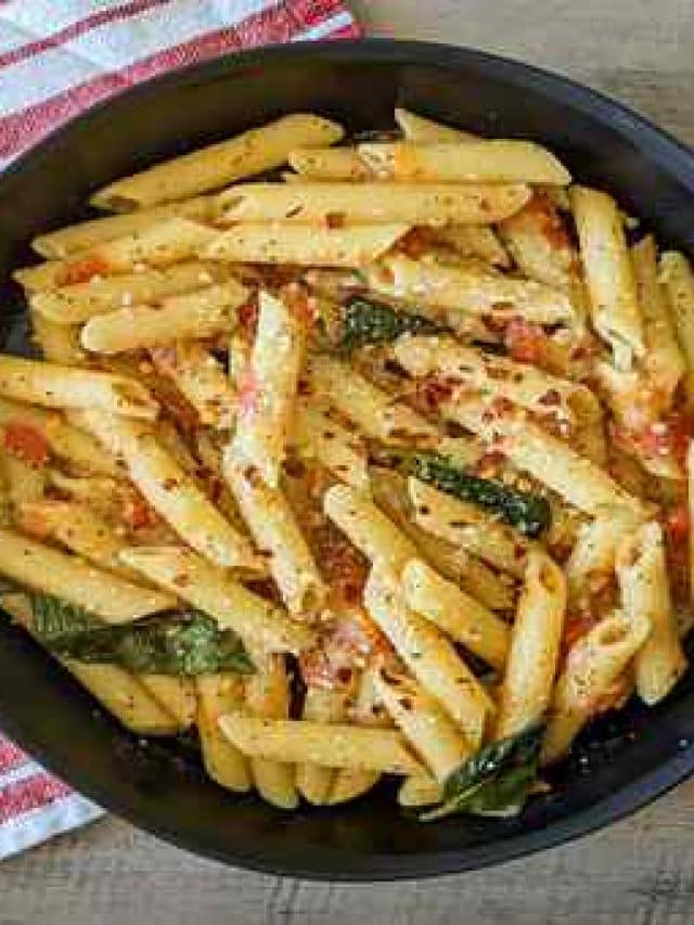 How to Make Tuscan Vegetarian Pasta