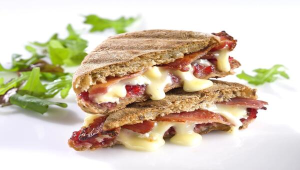 Brie And Bacon Sandwiches