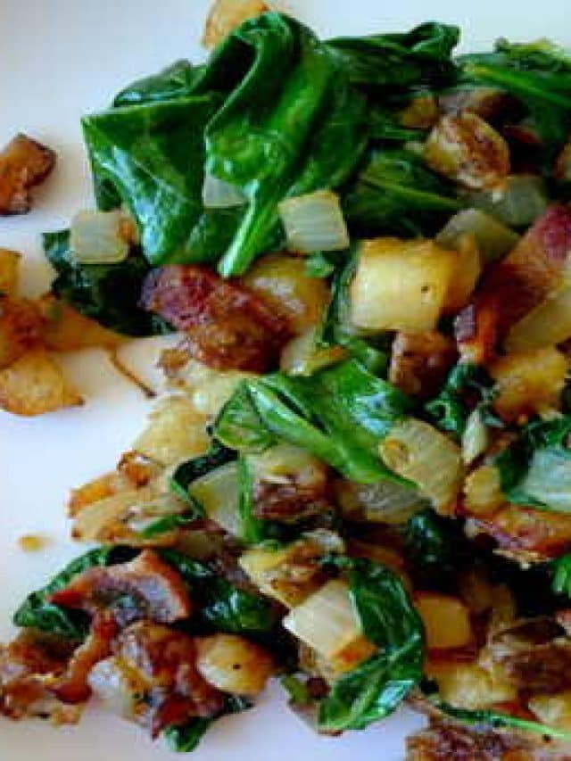 Cheesy Home Fries With Spinach And Peppers
