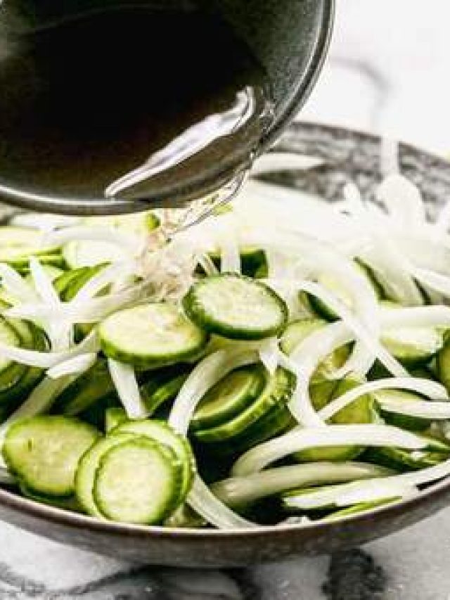 How To Make Cucumber And Caramelized Onion Salad Bites