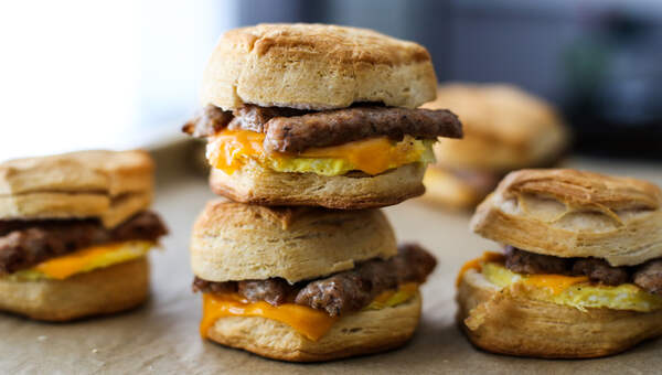 How To Make Mini Sausage & Cheese Breakfast Biscuit Sandwiches