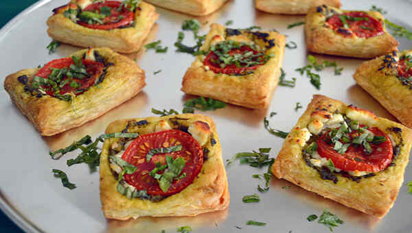 How To Make Puff Pastry Canapes