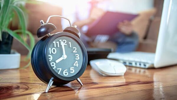 How to Manage Time Effectively for Improved Productivity