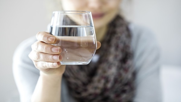 How to Stay Hydrated During a Busy Workday